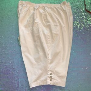 *CLEARANCE* Catherines WMN Plus White Capris Sz 4X